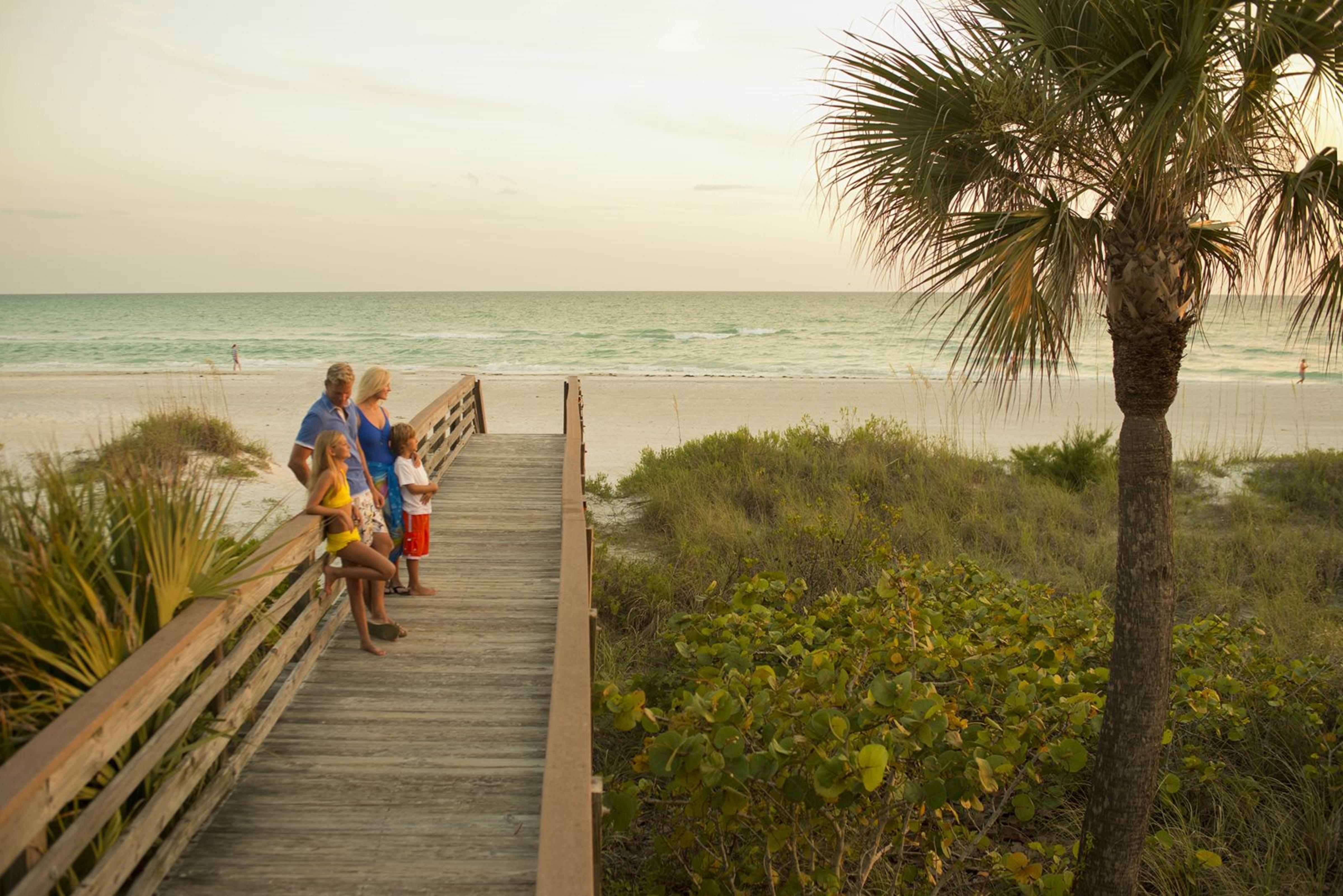 Resort At Longboat Key Club Екстериор снимка